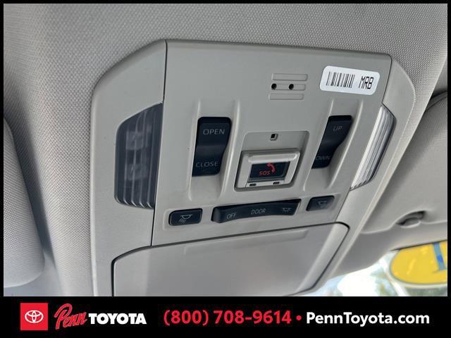 used 2021 Toyota Highlander car, priced at $35,995