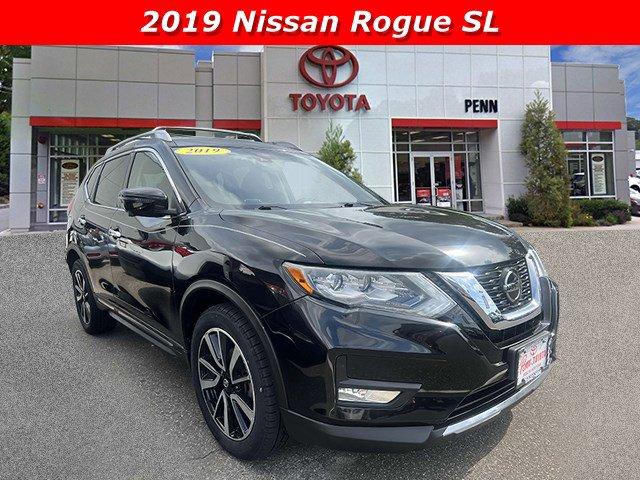 used 2019 Nissan Rogue car, priced at $19,995