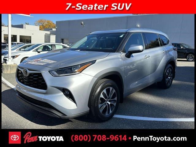 used 2021 Toyota Highlander car, priced at $34,995