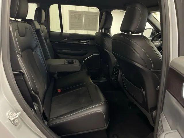 used 2022 Jeep Grand Cherokee car, priced at $30,595