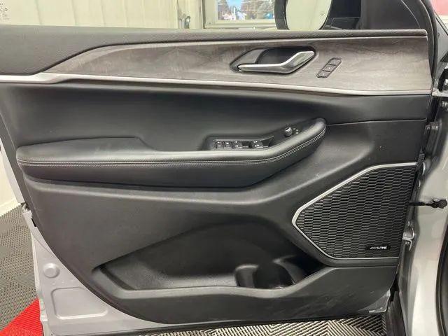 used 2022 Jeep Grand Cherokee 4xe car, priced at $31,444