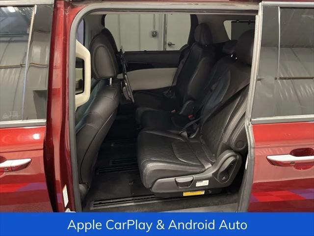 used 2022 Kia Carnival car, priced at $28,333
