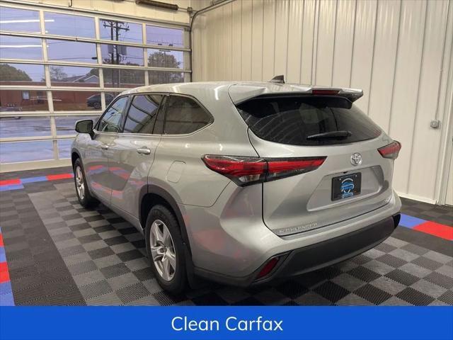 used 2022 Toyota Highlander car, priced at $29,999