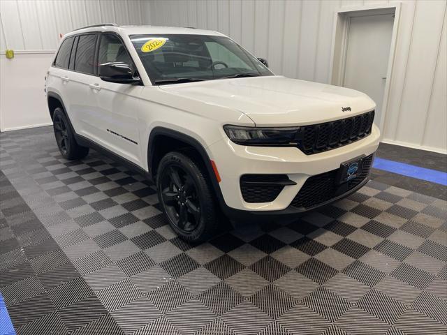 used 2023 Jeep Grand Cherokee car, priced at $35,395