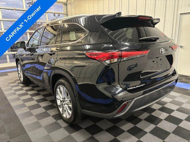 used 2021 Toyota Highlander car, priced at $38,488