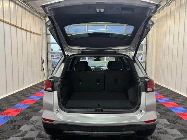 used 2022 Chevrolet Equinox car, priced at $23,999