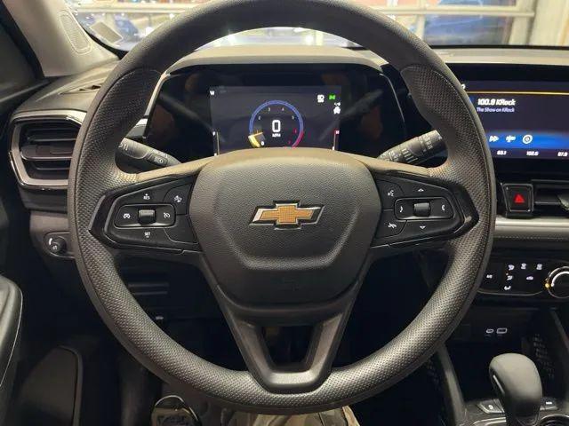 used 2025 Chevrolet TrailBlazer car, priced at $25,995