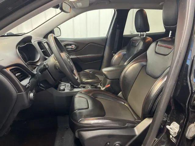 used 2022 Jeep Cherokee car, priced at $25,995