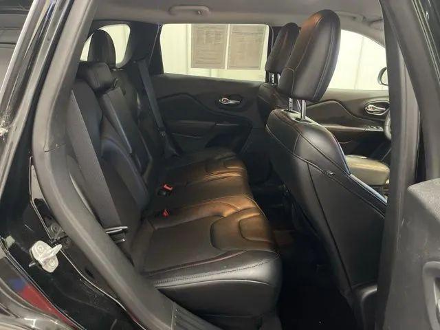 used 2022 Jeep Cherokee car, priced at $25,995