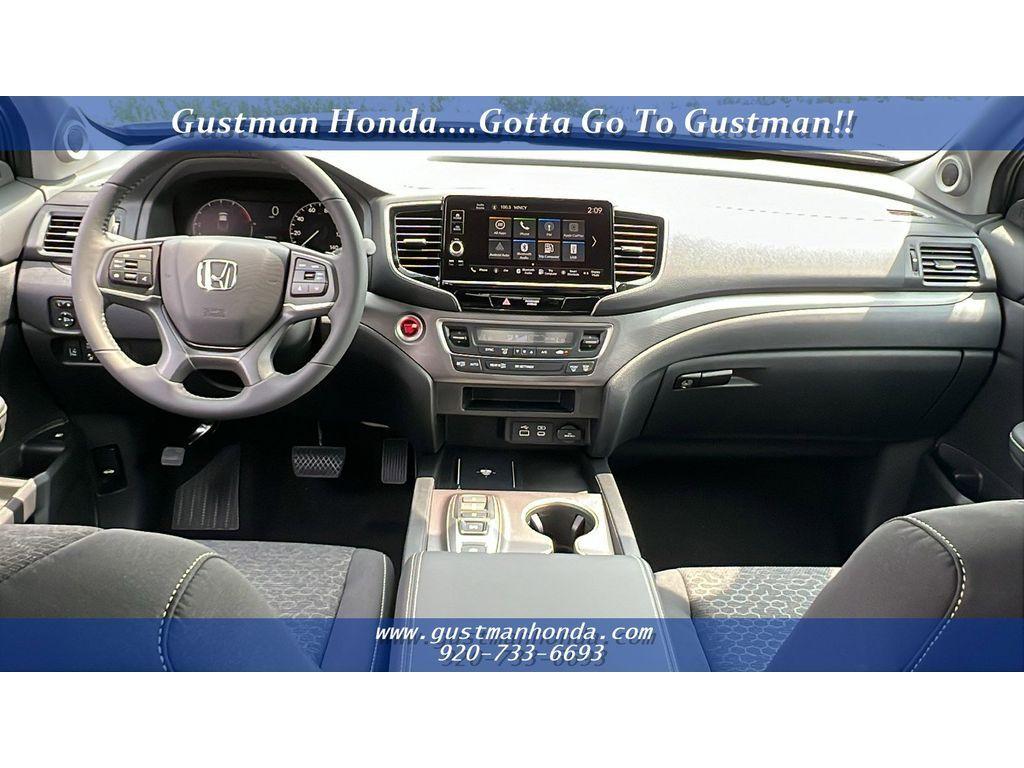 new 2025 Honda Ridgeline car, priced at $40,139