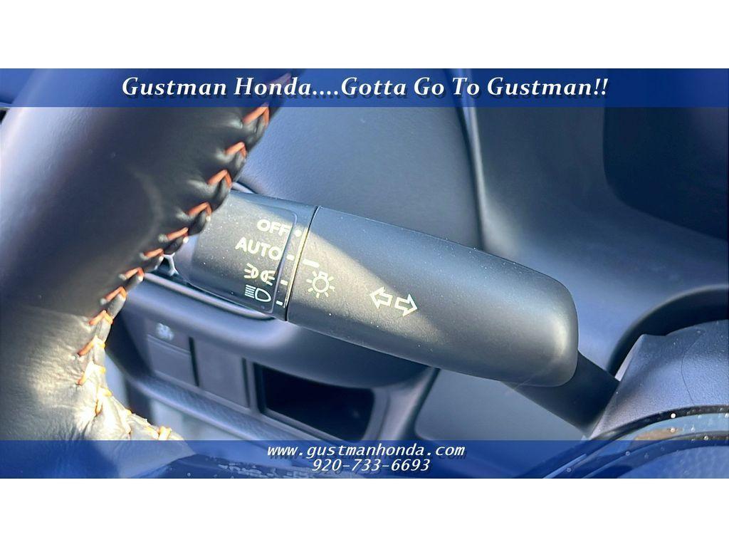 used 2025 Honda HR-V car, priced at $27,998