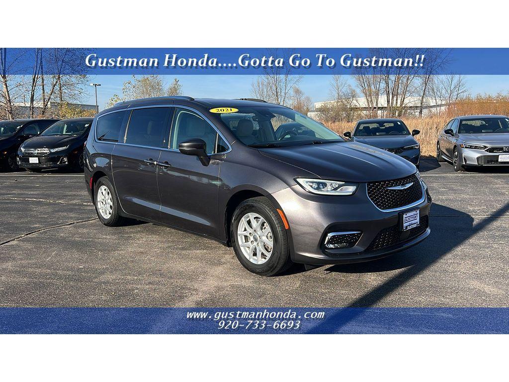 used 2021 Chrysler Pacifica car, priced at $17,998