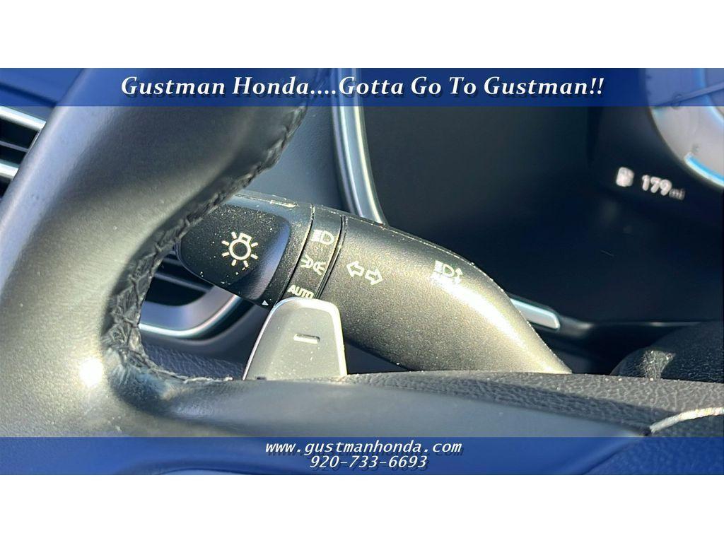 used 2022 Hyundai Santa Fe car, priced at $21,748