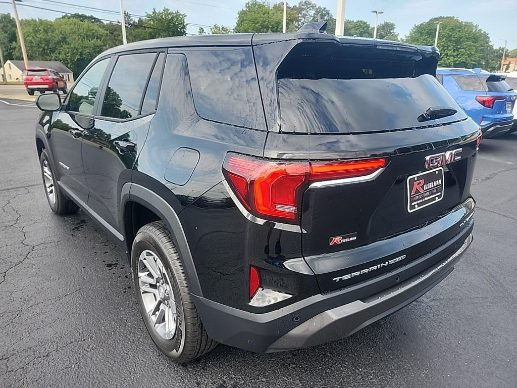 new 2026 GMC Terrain car, priced at $33,234