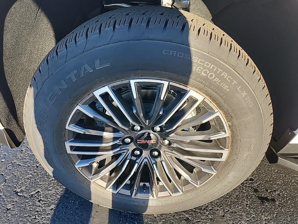 new 2026 GMC Yukon car, priced at $74,015