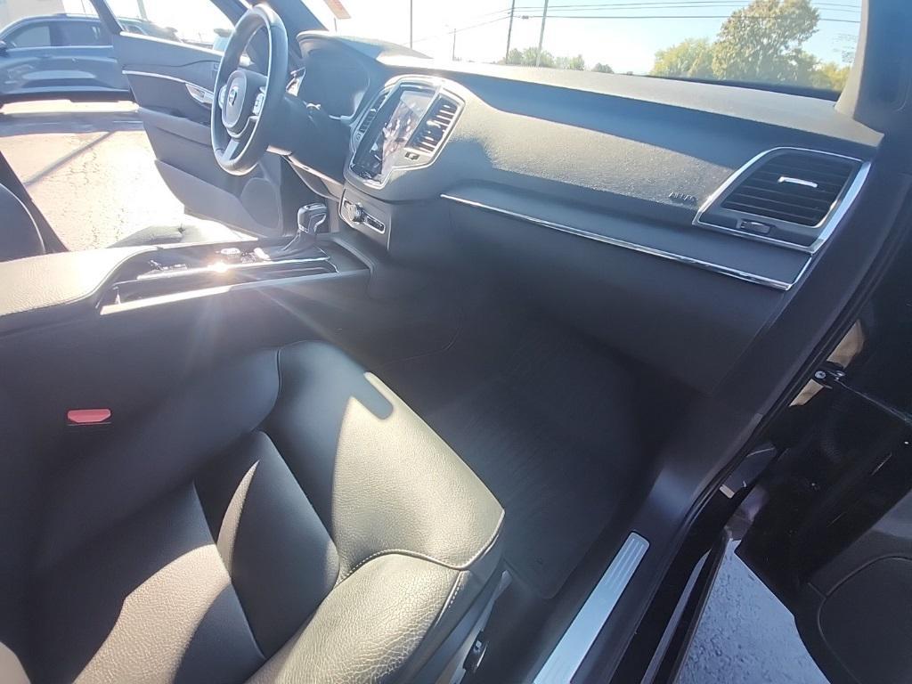 used 2020 Volvo XC90 car, priced at $31,164