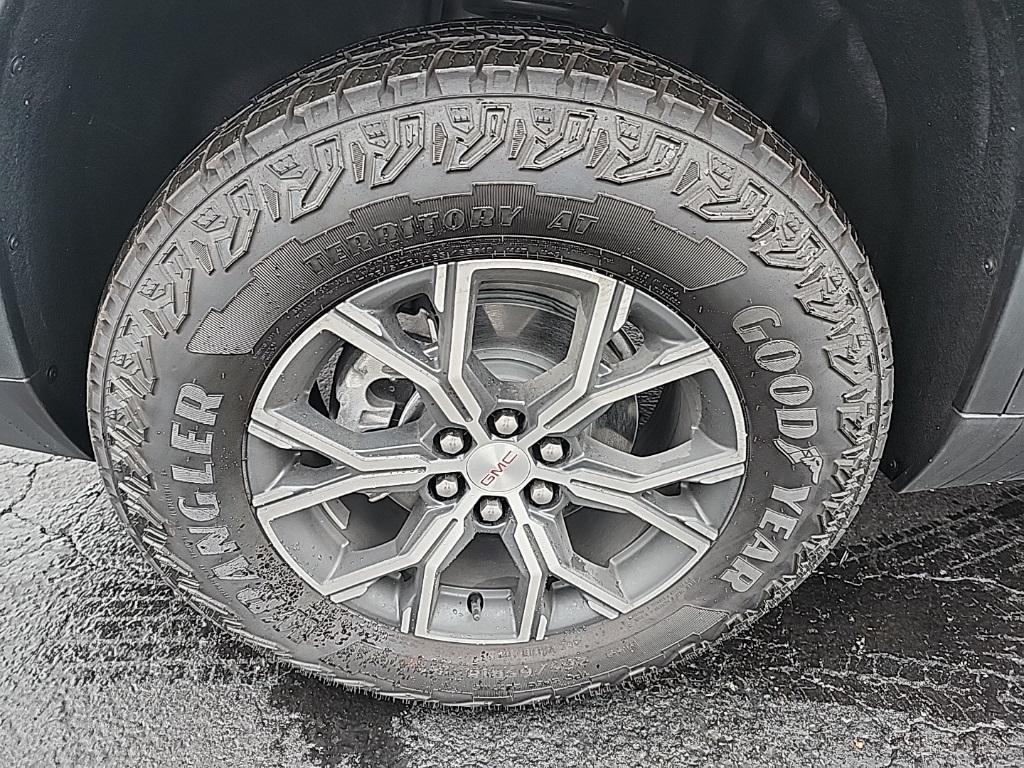 new 2025 GMC Acadia car, priced at $55,920