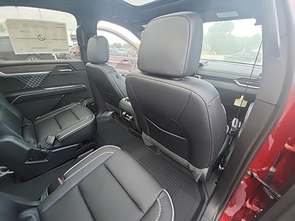 new 2025 GMC Acadia car, priced at $54,990