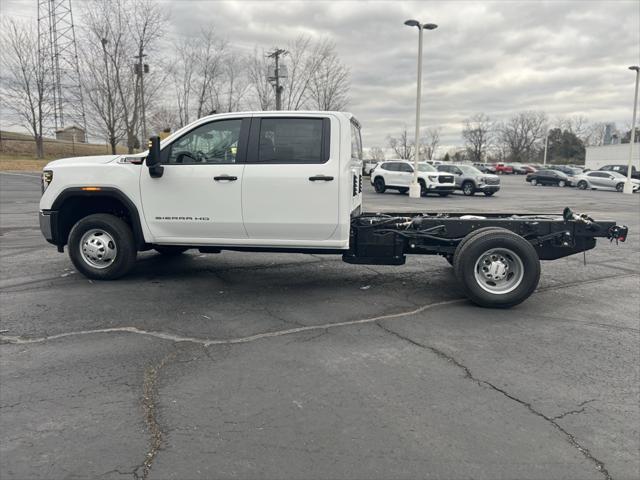 new 2025 GMC Sierra 3500 car, priced at $66,033