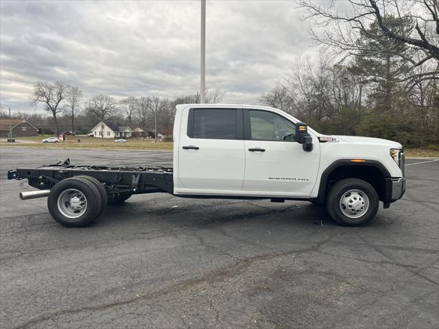 new 2025 GMC Sierra 3500 car, priced at $66,033