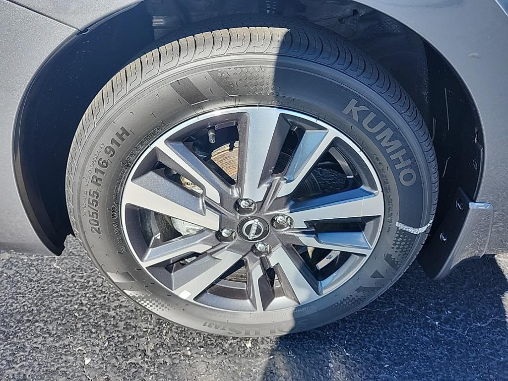 used 2025 Nissan Versa car, priced at $19,899