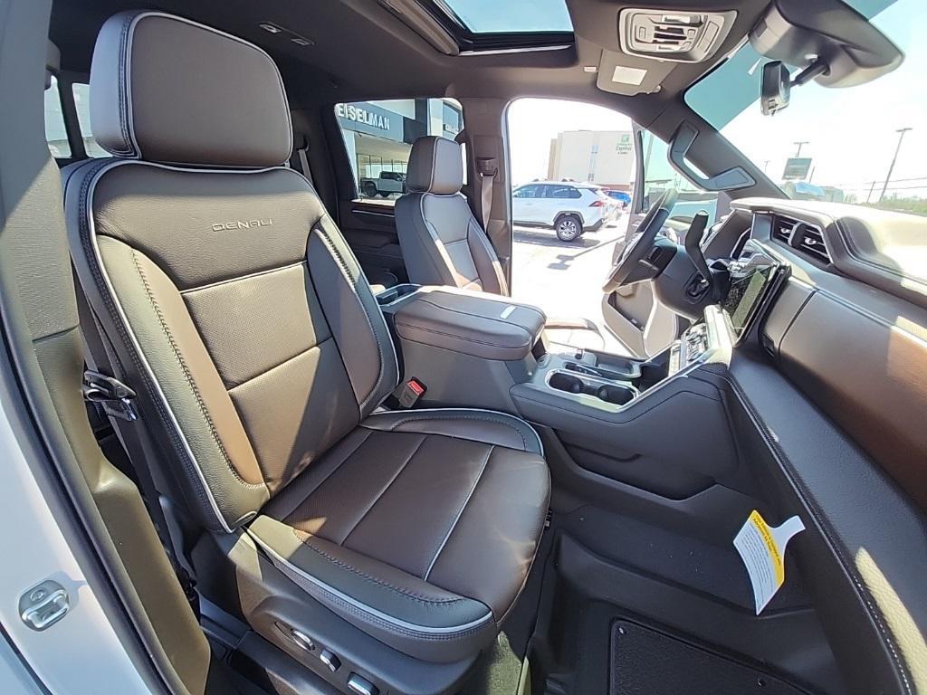 new 2025 GMC Sierra 2500 car, priced at $82,145