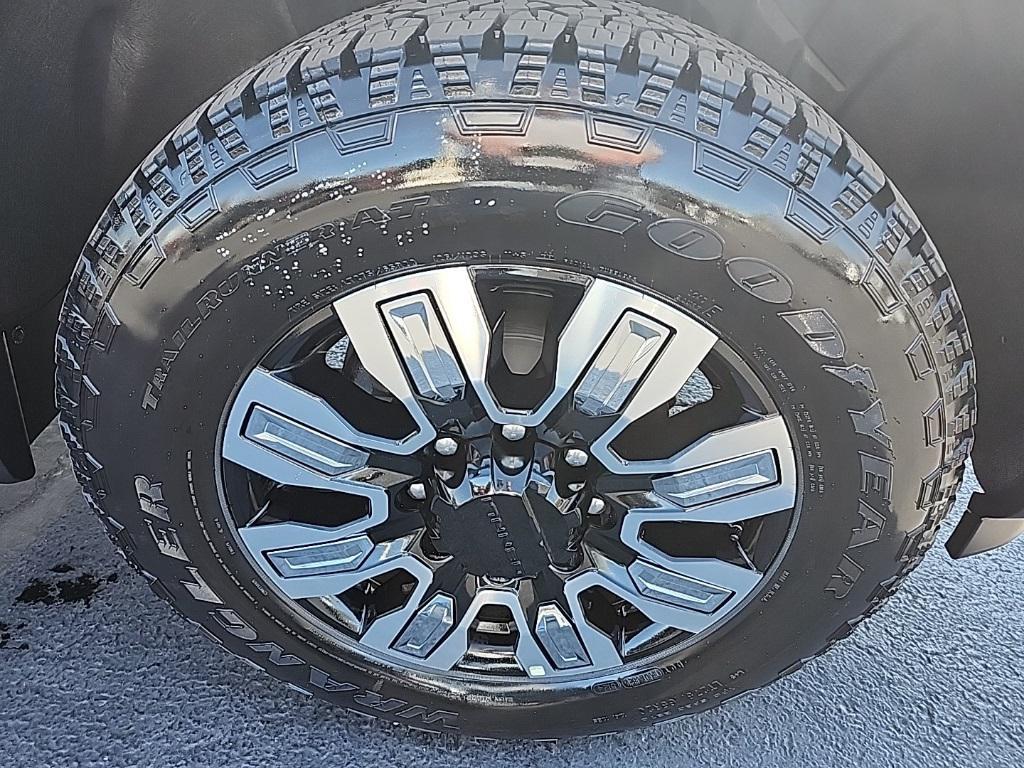 new 2025 GMC Sierra 2500 car, priced at $82,145