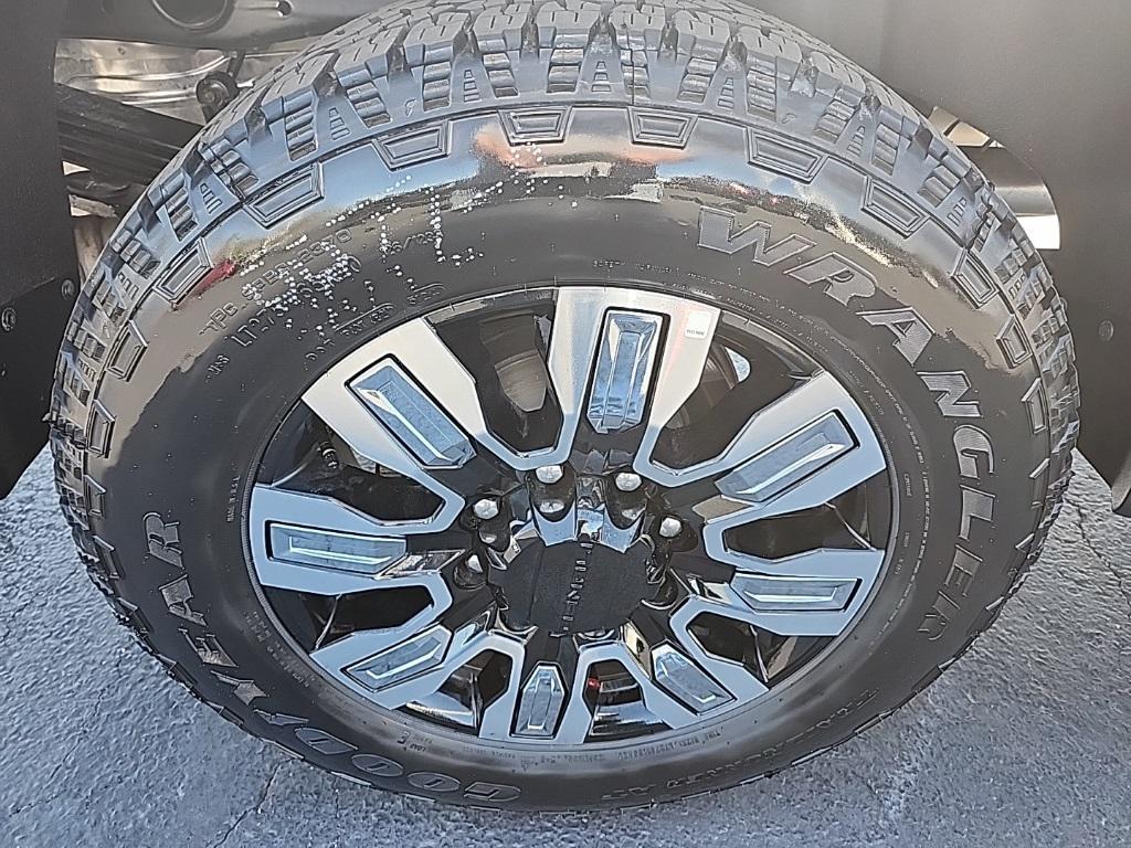 new 2025 GMC Sierra 2500 car, priced at $82,145