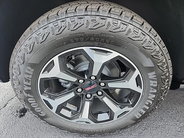 new 2025 GMC Yukon car, priced at $87,935