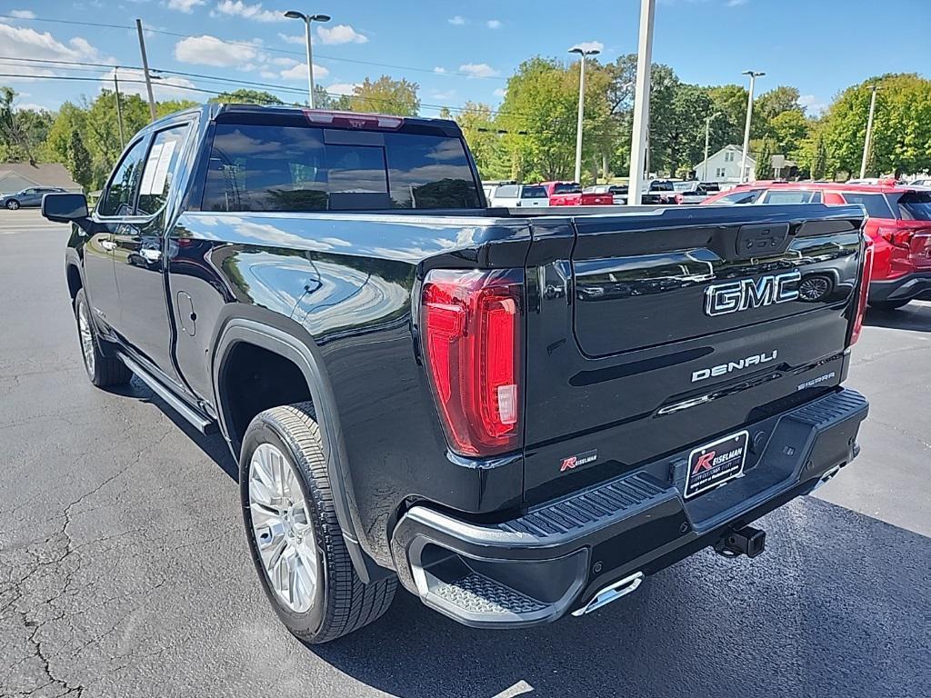 used 2021 GMC Sierra 1500 car, priced at $42,713