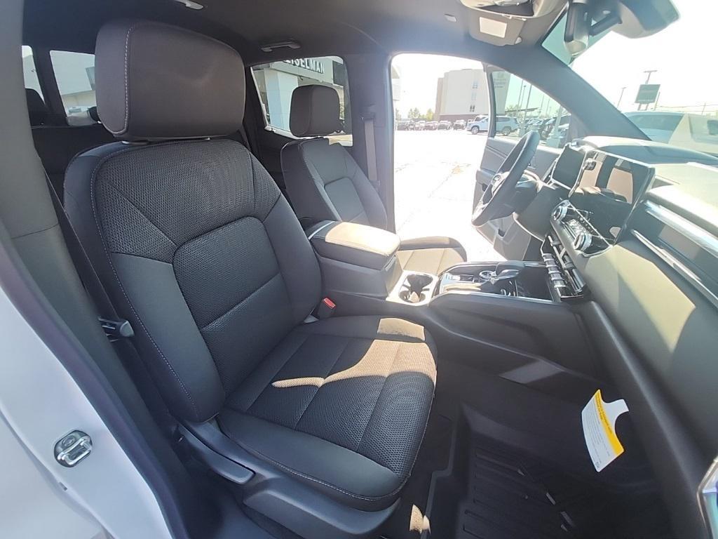 new 2026 GMC Canyon car, priced at $46,260