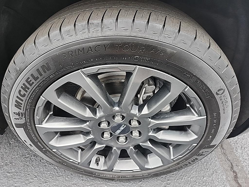 used 2023 GMC Acadia car, priced at $38,853