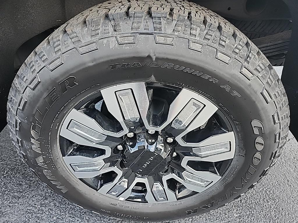 new 2025 GMC Sierra 2500 car, priced at $84,555