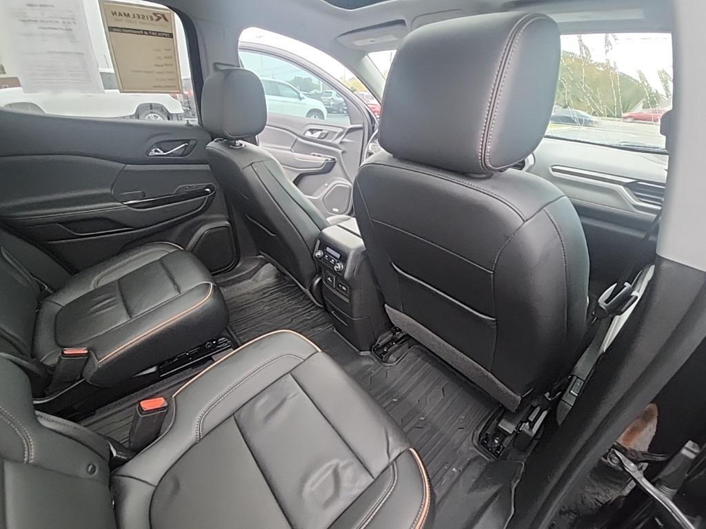 used 2021 GMC Acadia car, priced at $30,268