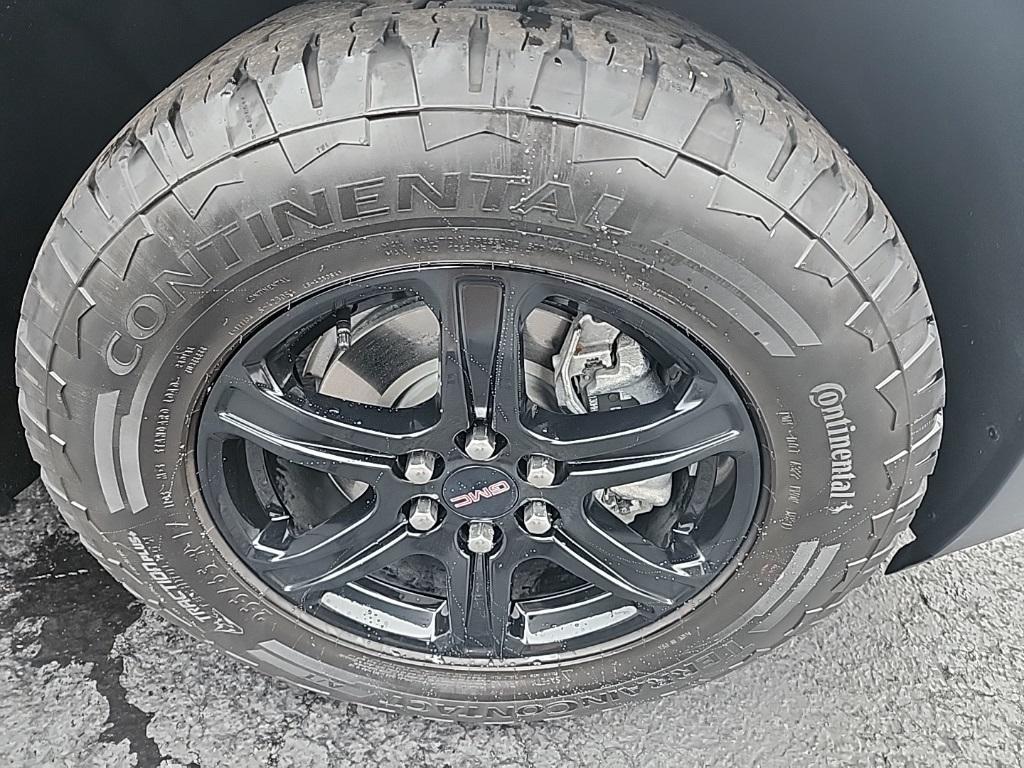 used 2021 GMC Acadia car, priced at $30,268