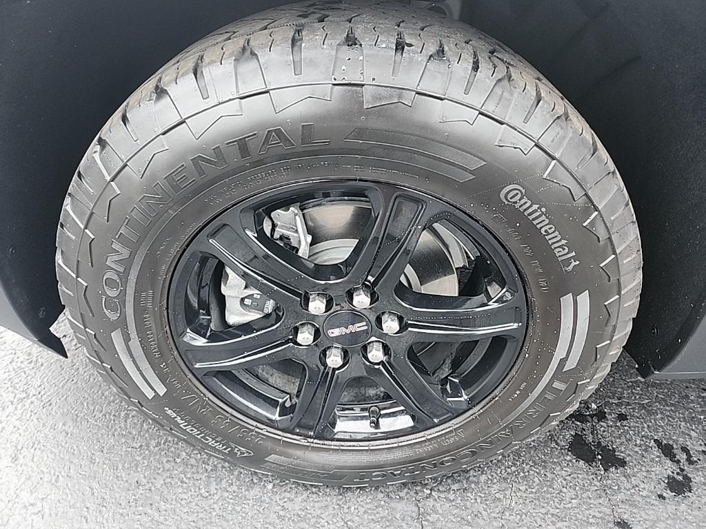 used 2021 GMC Acadia car, priced at $30,268