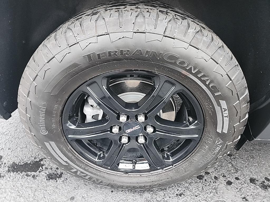 used 2021 GMC Acadia car, priced at $30,268