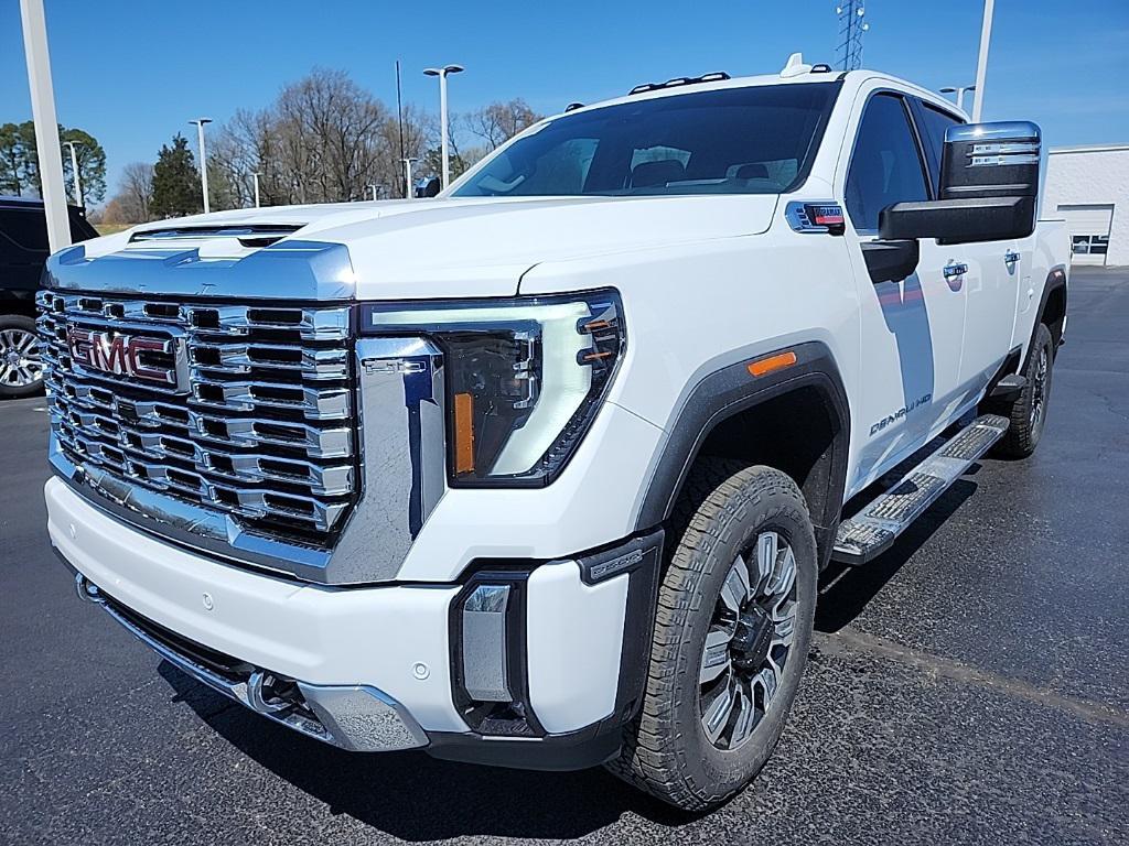 new 2025 GMC Sierra 2500 car, priced at $81,100