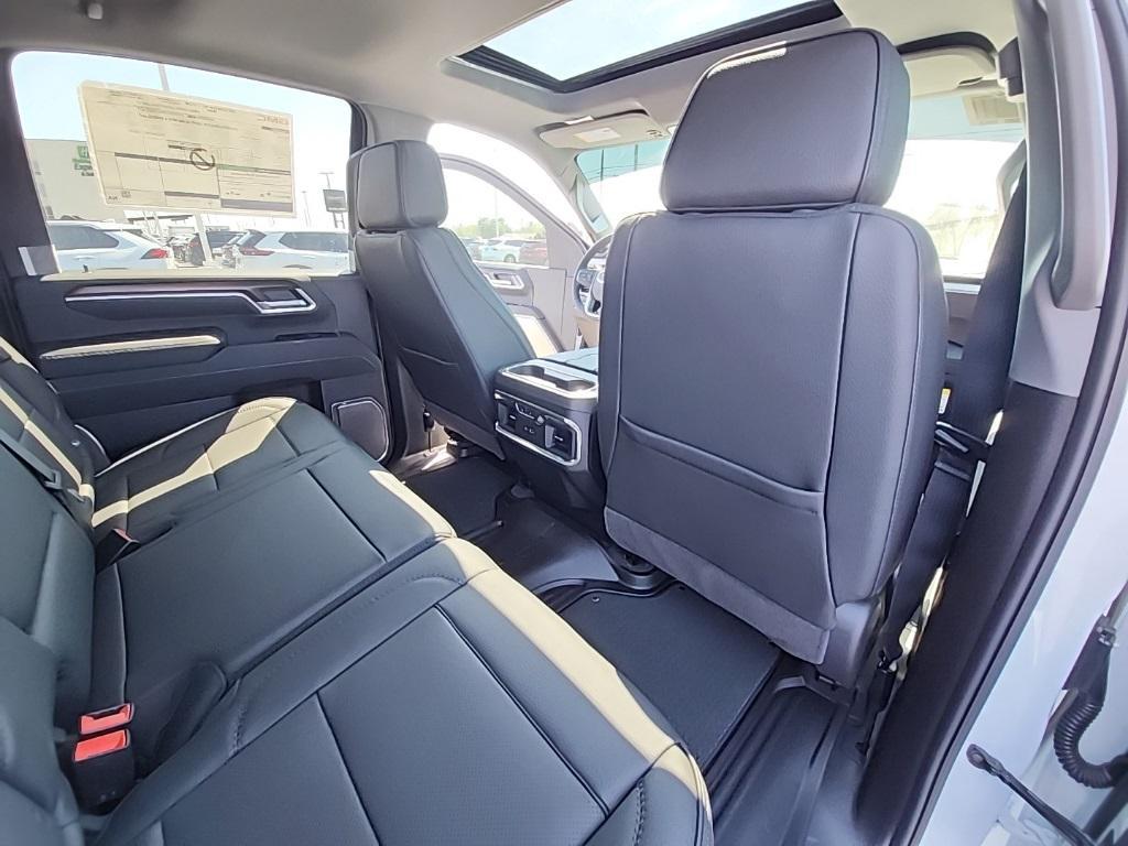 new 2025 GMC Sierra 2500 car, priced at $81,100