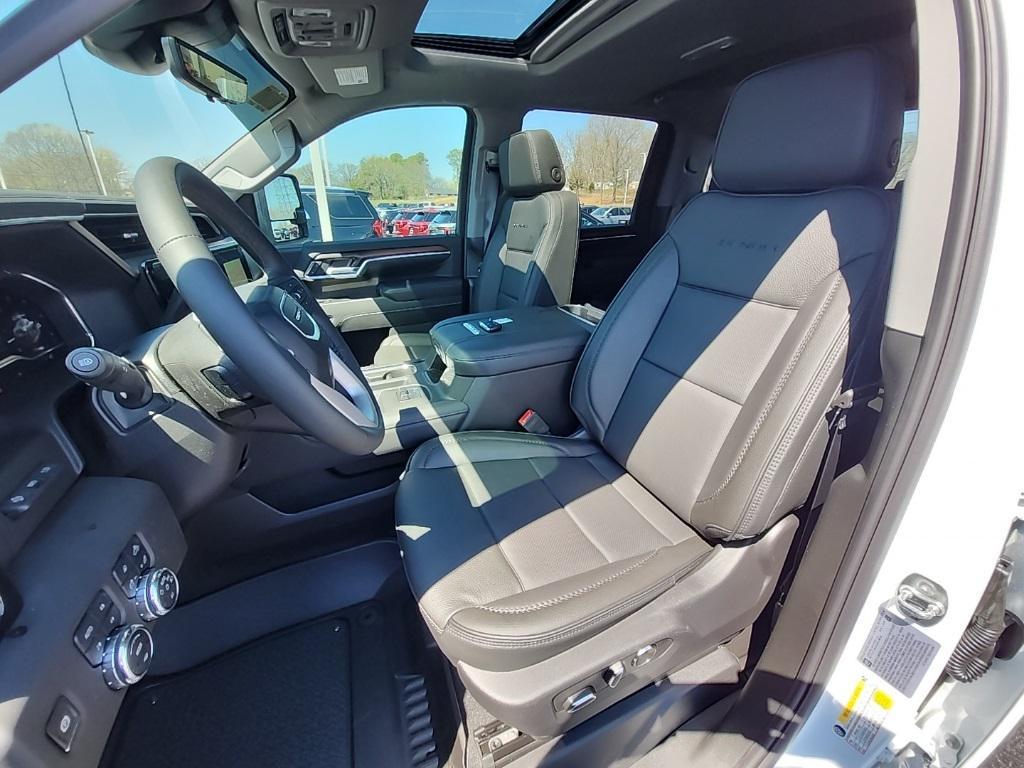 new 2025 GMC Sierra 2500 car, priced at $81,100