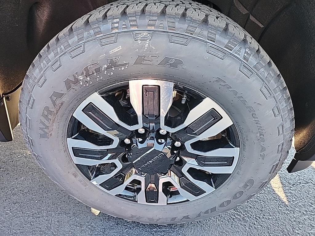 new 2026 GMC Sierra 2500 car, priced at $95,440