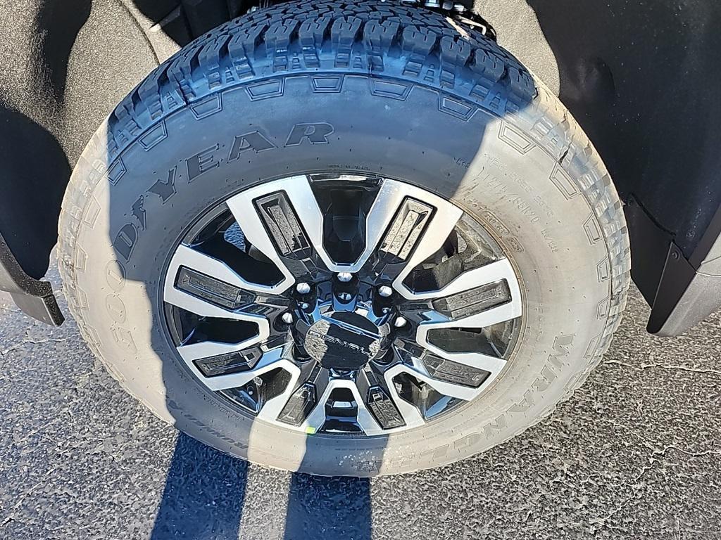 new 2026 GMC Sierra 2500 car, priced at $95,440