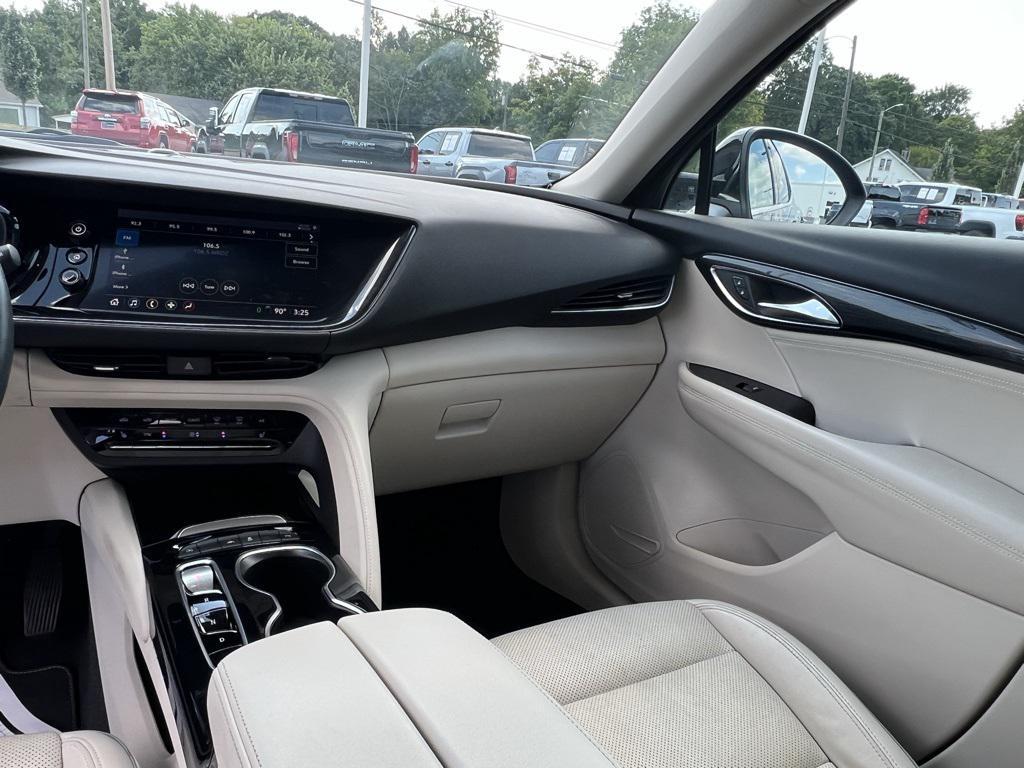 used 2021 Buick Envision car, priced at $24,160