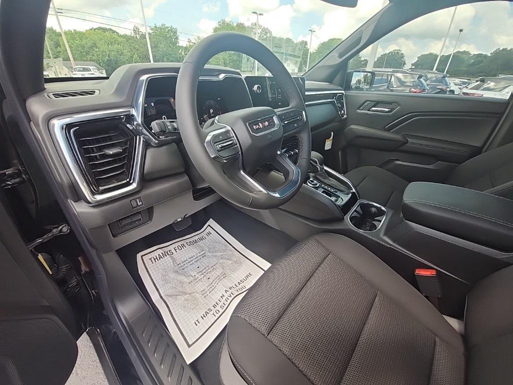 new 2025 GMC Canyon car, priced at $45,295