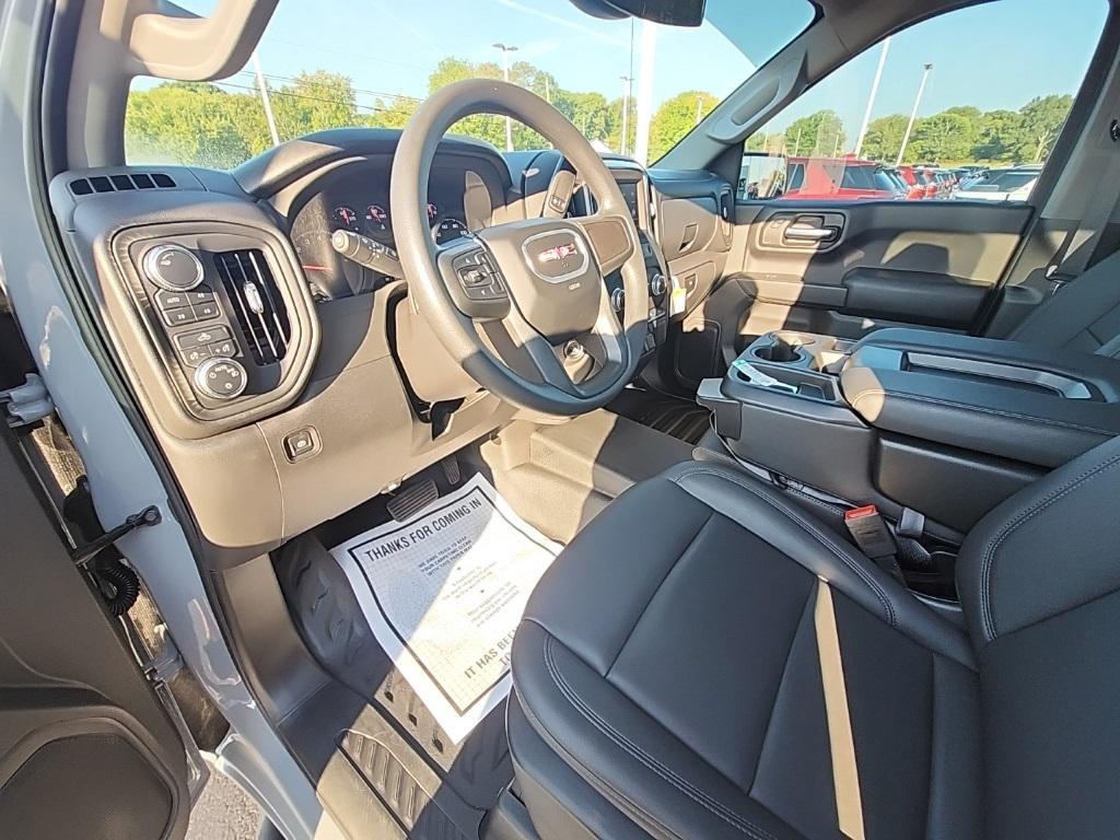 new 2025 GMC Sierra 1500 car, priced at $47,959