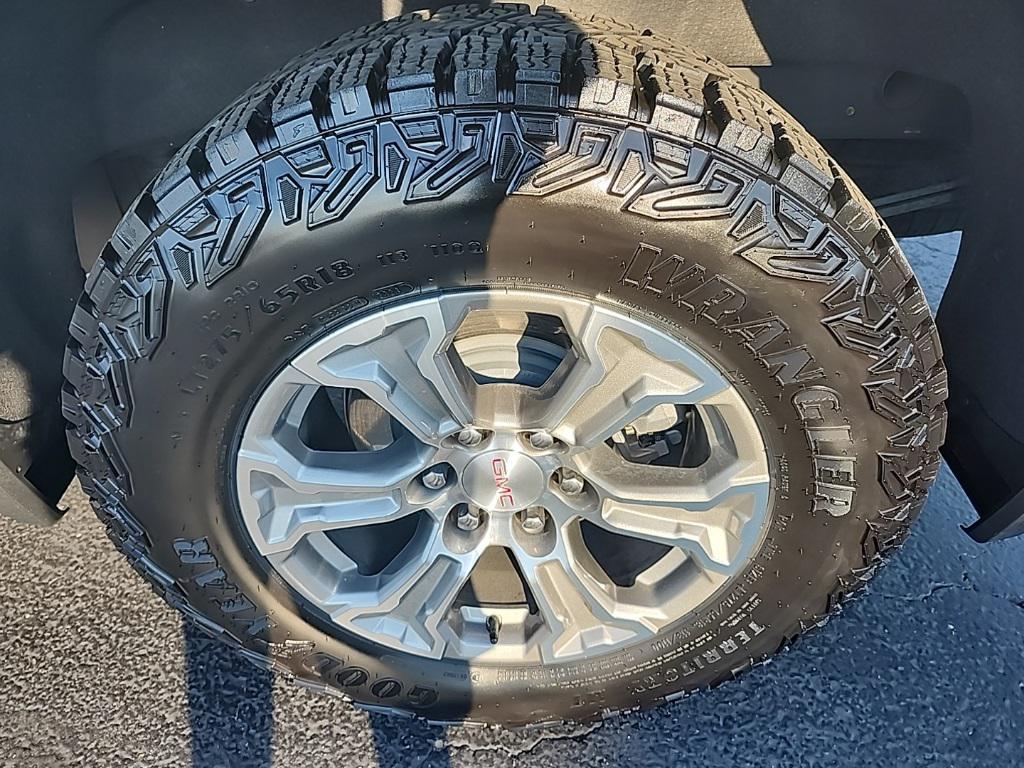 new 2025 GMC Sierra 1500 car, priced at $47,959
