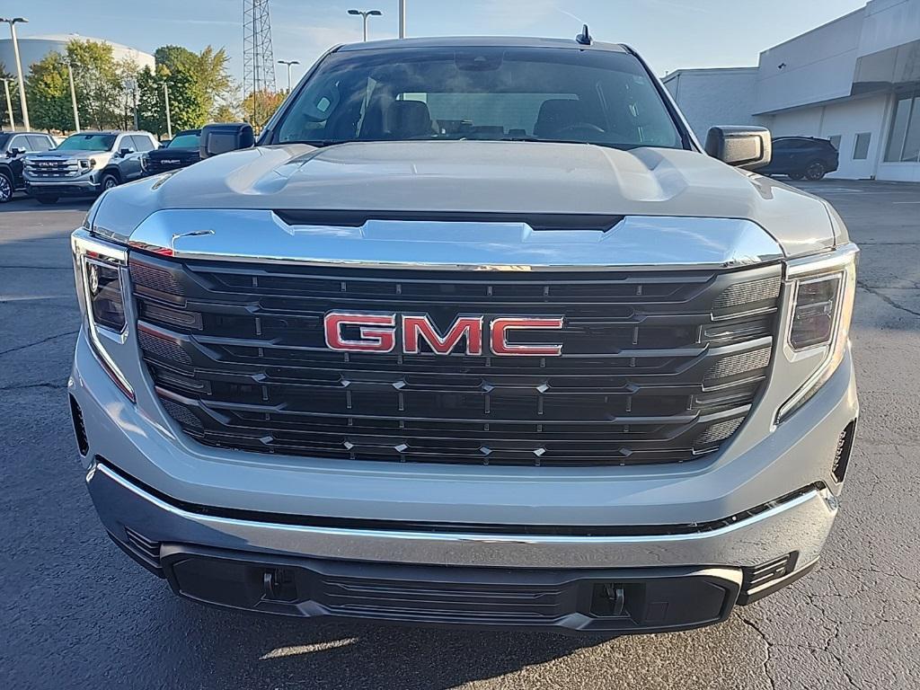 new 2025 GMC Sierra 1500 car, priced at $47,959