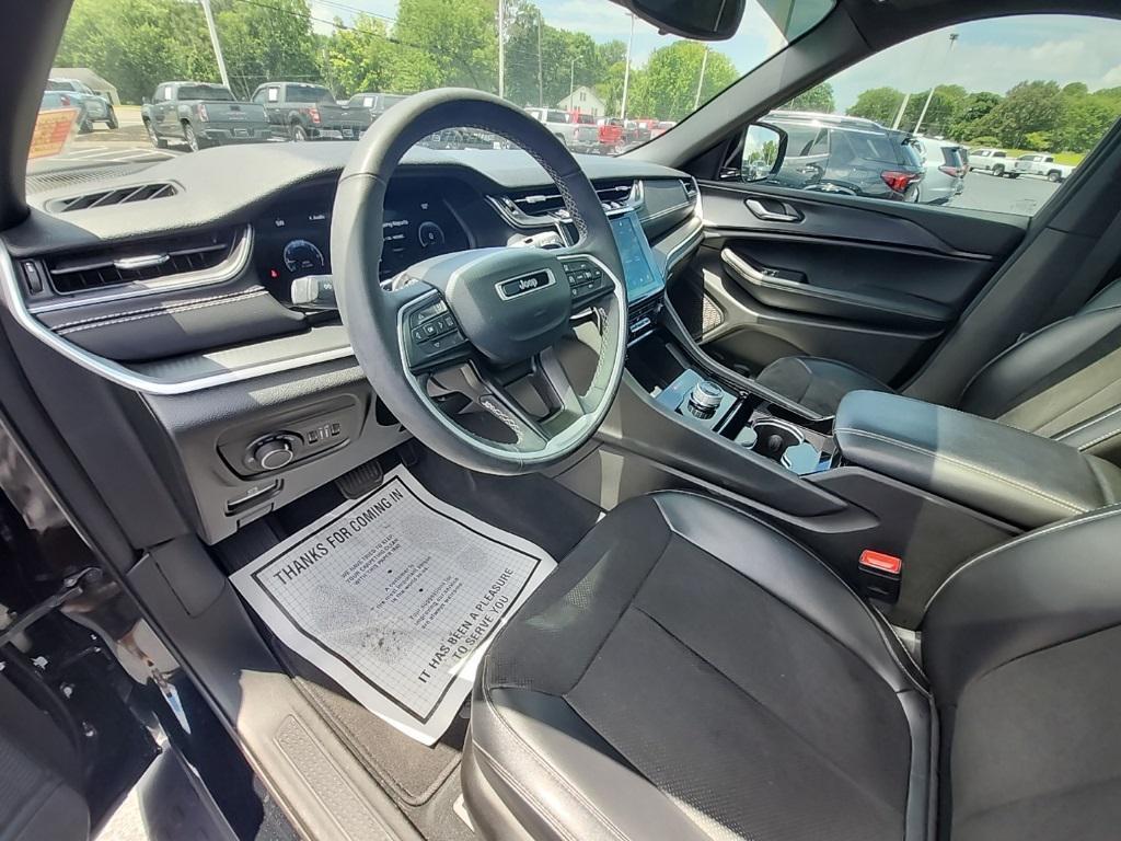 used 2023 Jeep Grand Cherokee car, priced at $30,183