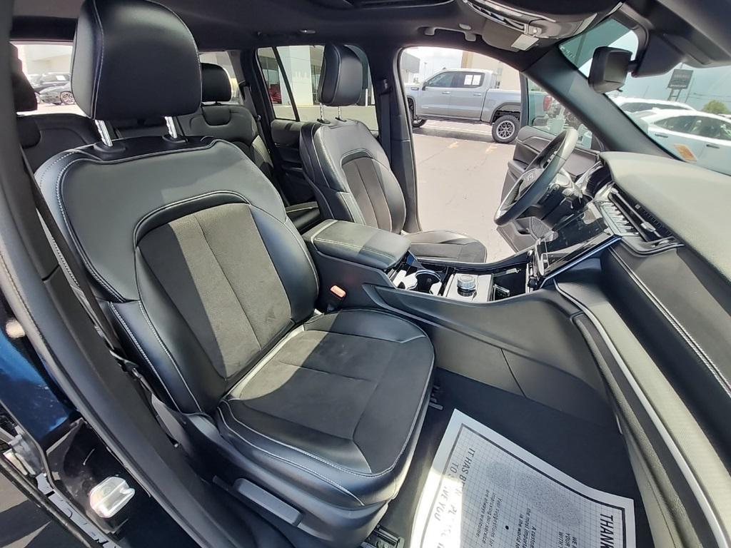 used 2023 Jeep Grand Cherokee car, priced at $30,183