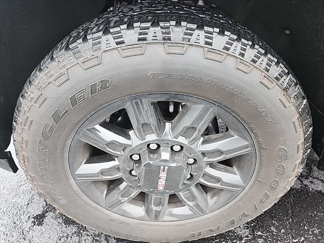 used 2025 GMC Sierra 2500 car, priced at $81,754